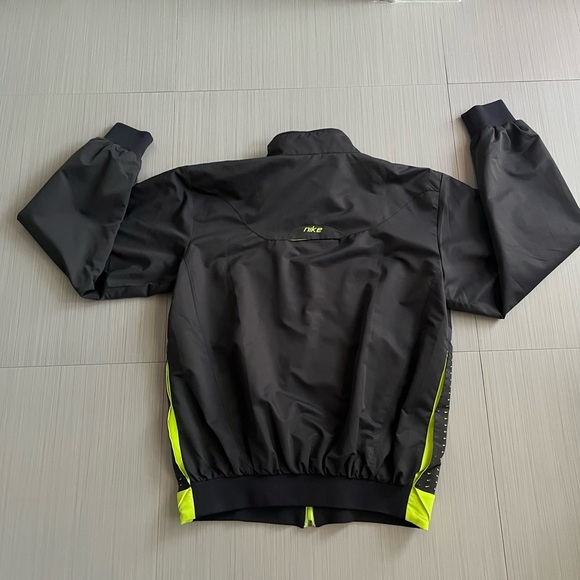 Jacket - Picture 13 of 14